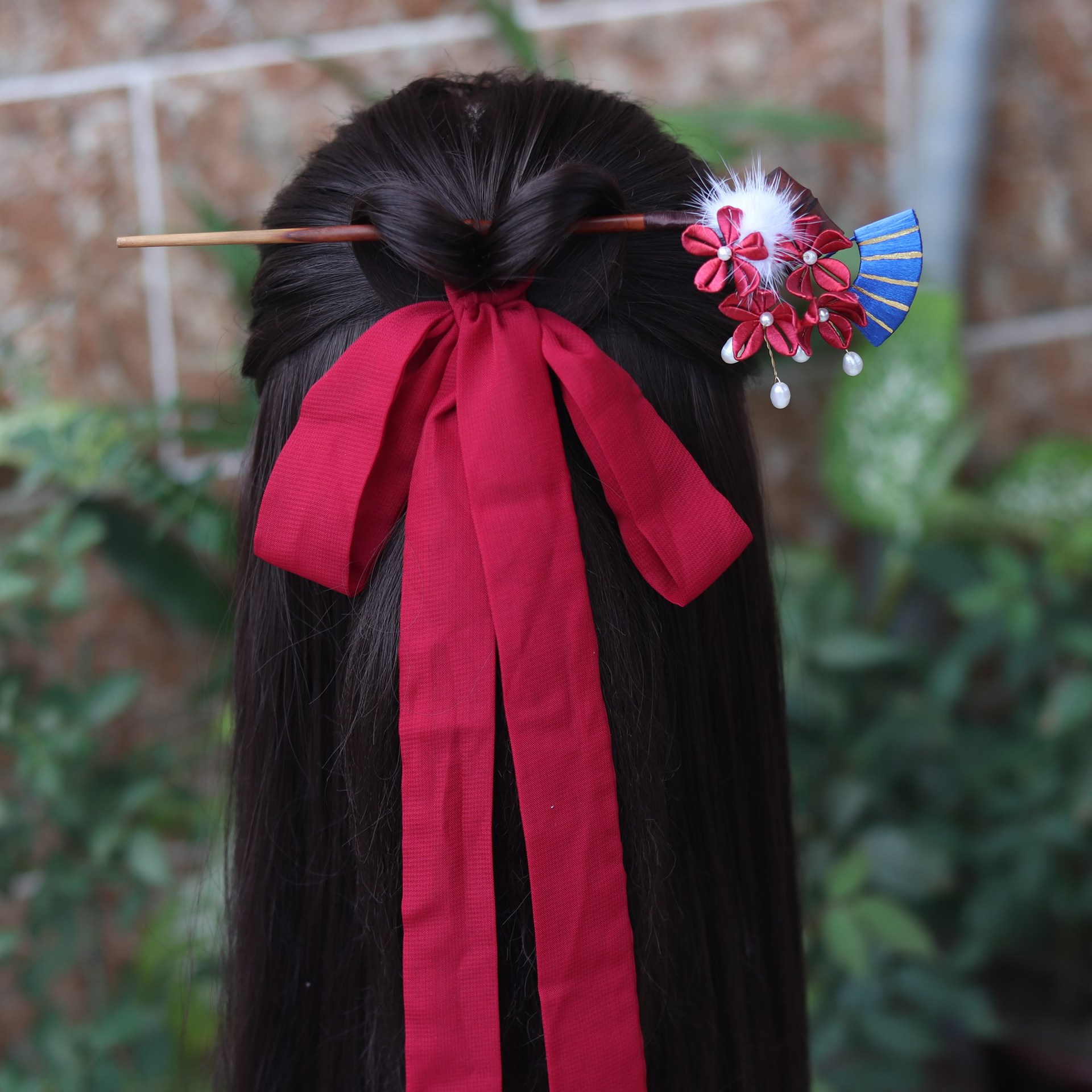 Pearl Floral Hairpin, picture 3 of 4