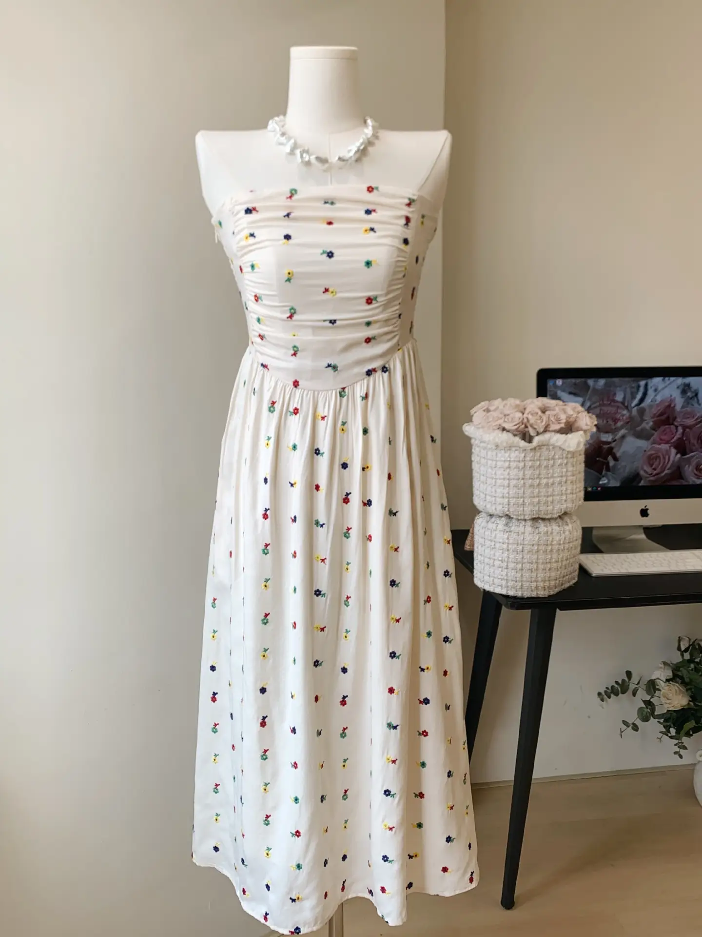 New Holiday Pleated Tube Top Dress Women's Long High Waist