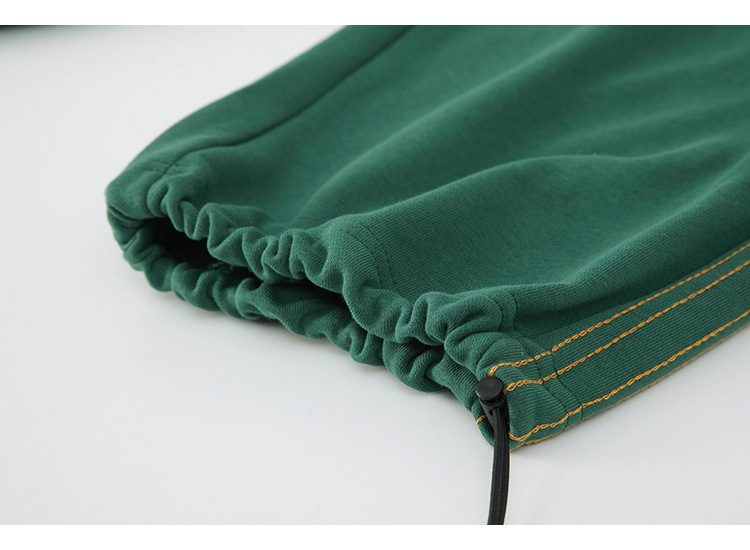 Green Mopping Wide Leg Stripes With A Loose And Drooping Feel