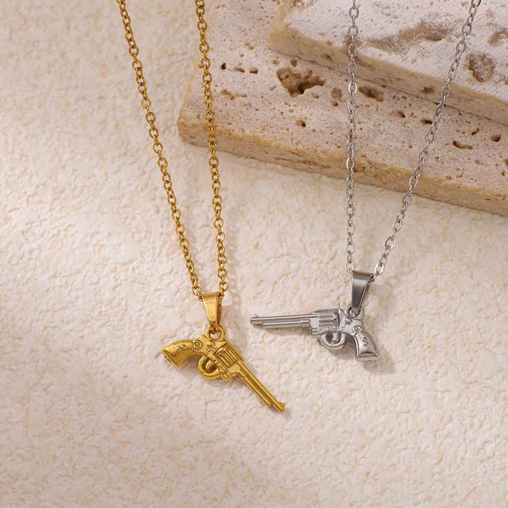 Stainless Steel Minimalist Style Pendant Necklace For Both Men And Women