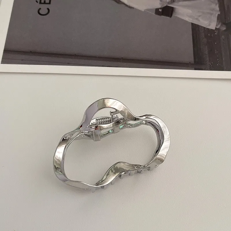Metal Hairpins Have A Sense Of Niche Design - Silver