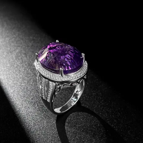 Light and Extravagant Wind Jewelry Large Denier Shaped Natural