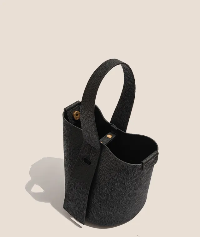 Women's Leather Design Simple Retro Crossbody Shoulder Bag Black - Shop at LoveMi