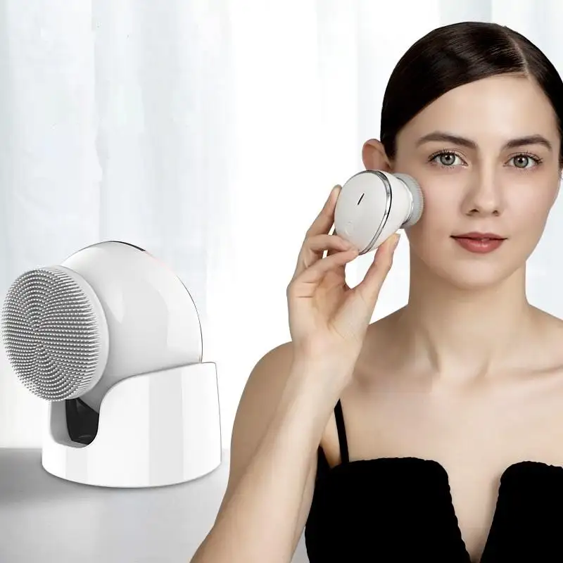 Rechargeable Vibrating Silicone Facial Cleansing Brush