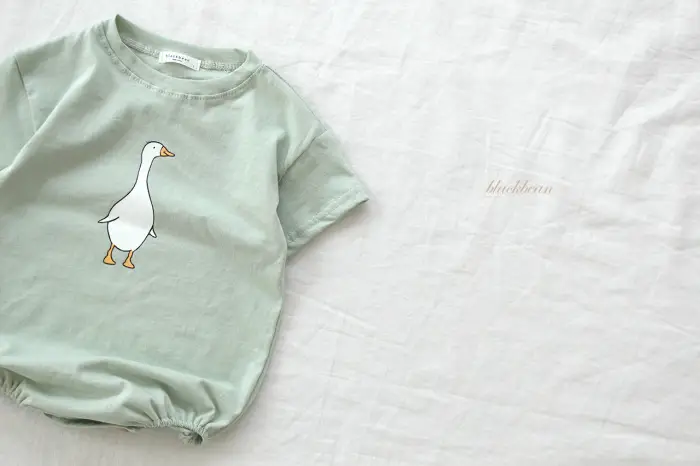 T-shirt Simple Cartoon Goose-son Conjoined Garment