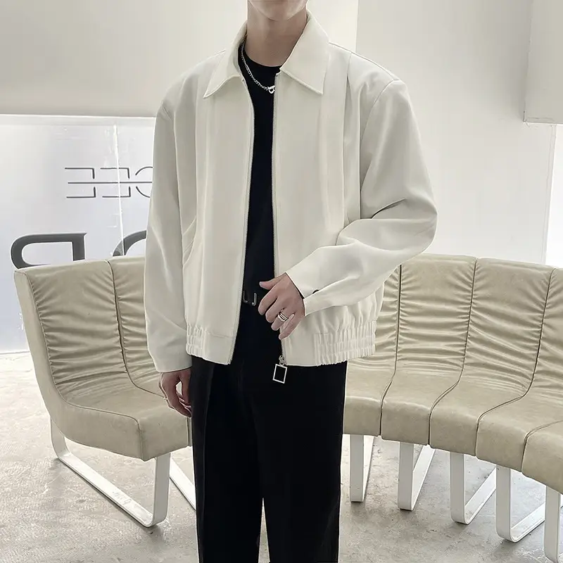 Men's White Jacket Design Is Minimalist