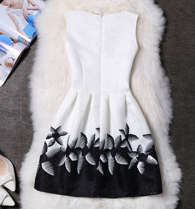 Fashion Slim Slimming Sleeveless Printed Dress