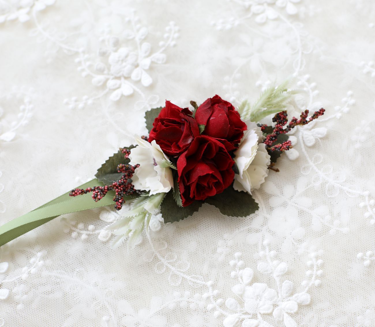 Gift Wrapping Groom And Groomsman Corsage — foto 15