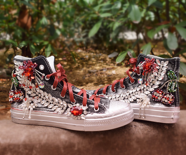 Beaded Three-dimensional Flower Color Matching Western Style High-top Canvas Women's Shoes