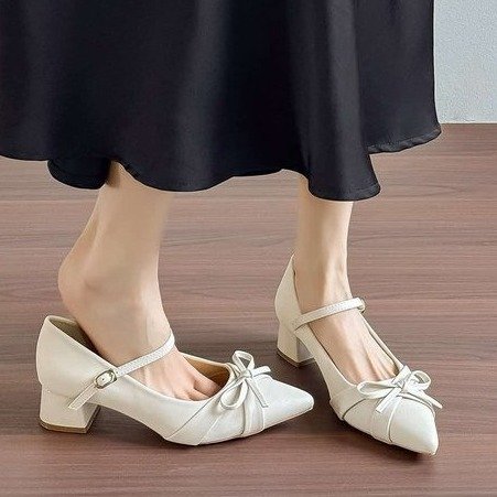 Block Heel Mary Jane Pumps, picture 4 of 4