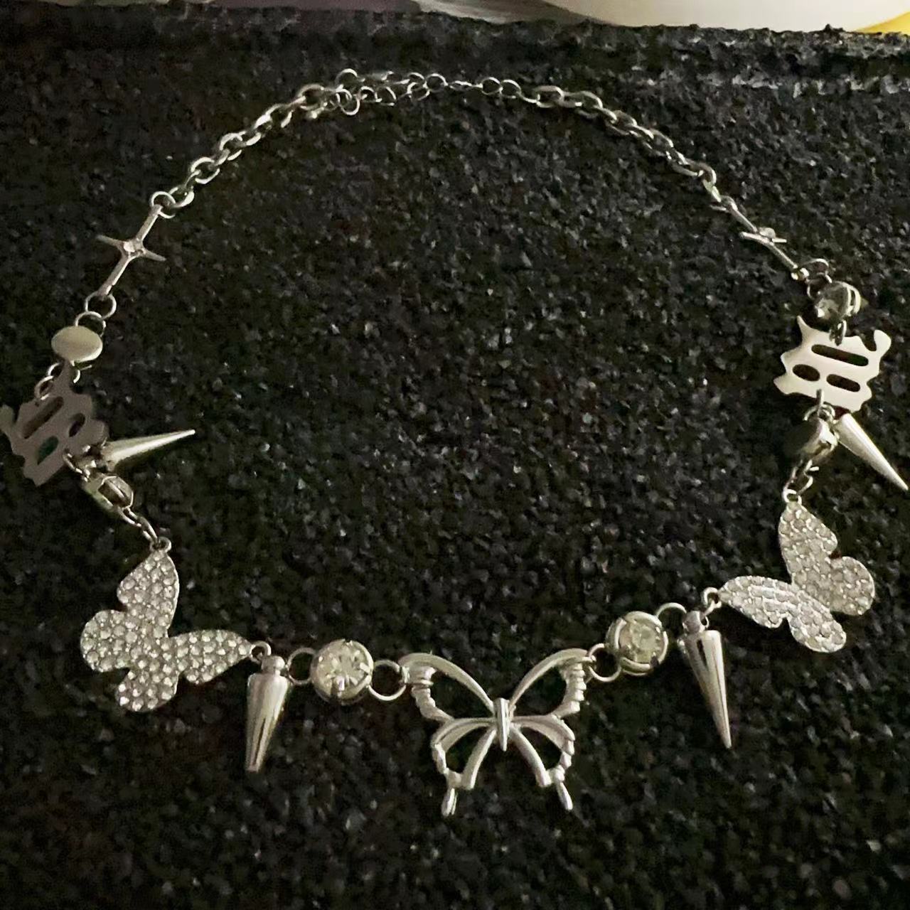 Title 5, Sweet Cool Butterfly Punk Clavicle Chain Neck C...