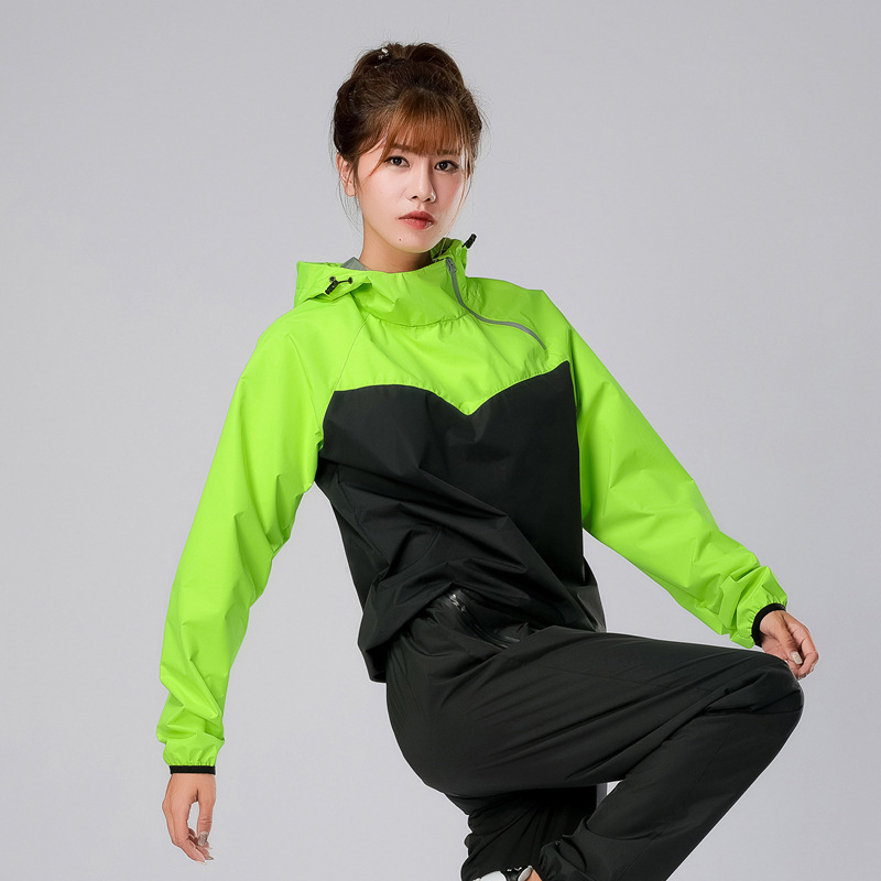 Fashionable And Simple Sports Sweat Suit