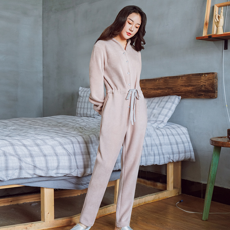 Title 6, Warm and comfortable waistband one-piece pajamas