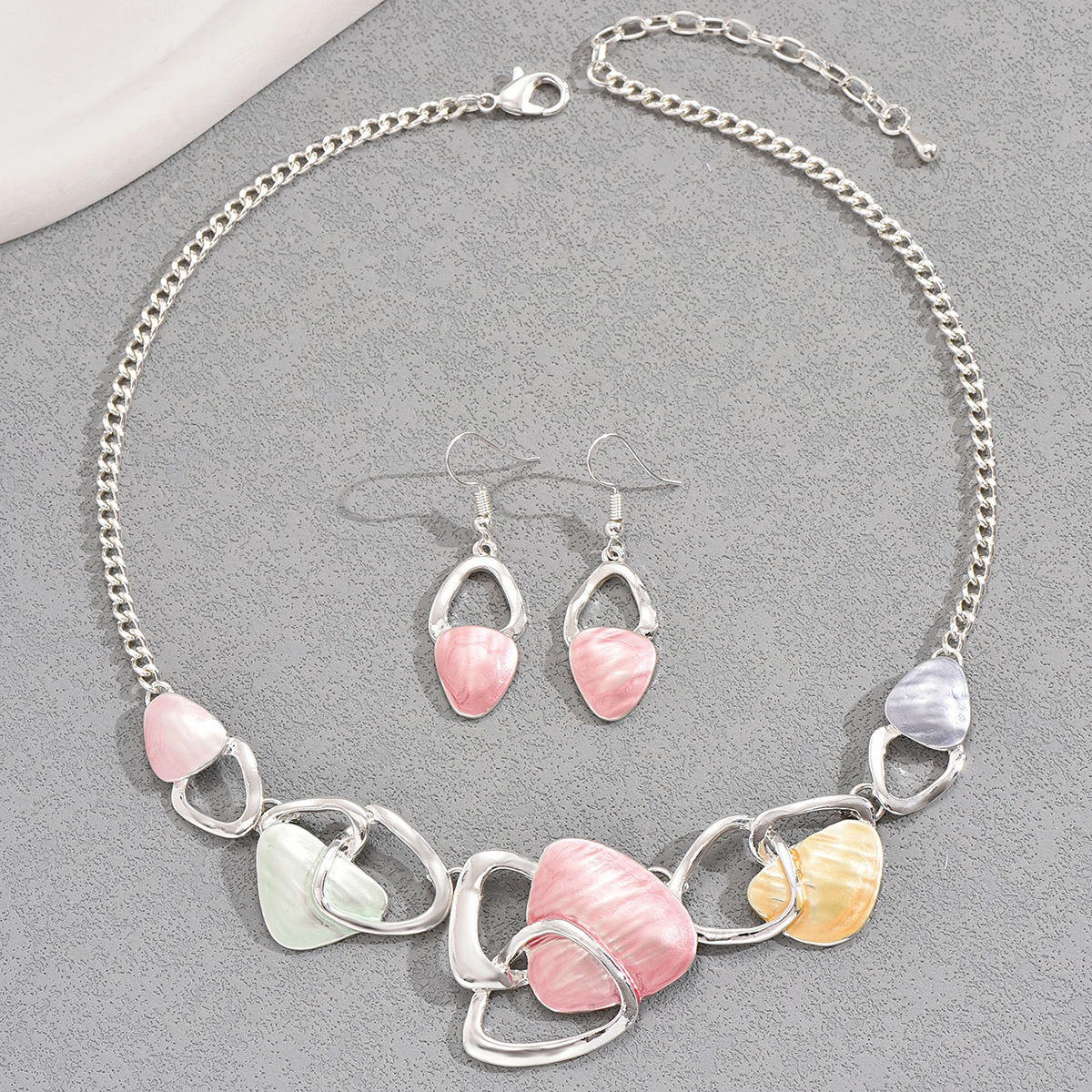 Hot Selling New Cross-Border Jewelry Set For Women, Round Enamel Drop Earrings & Irregular Design Clavicle Necklace, Elegant Premium Neck Ear Accessories