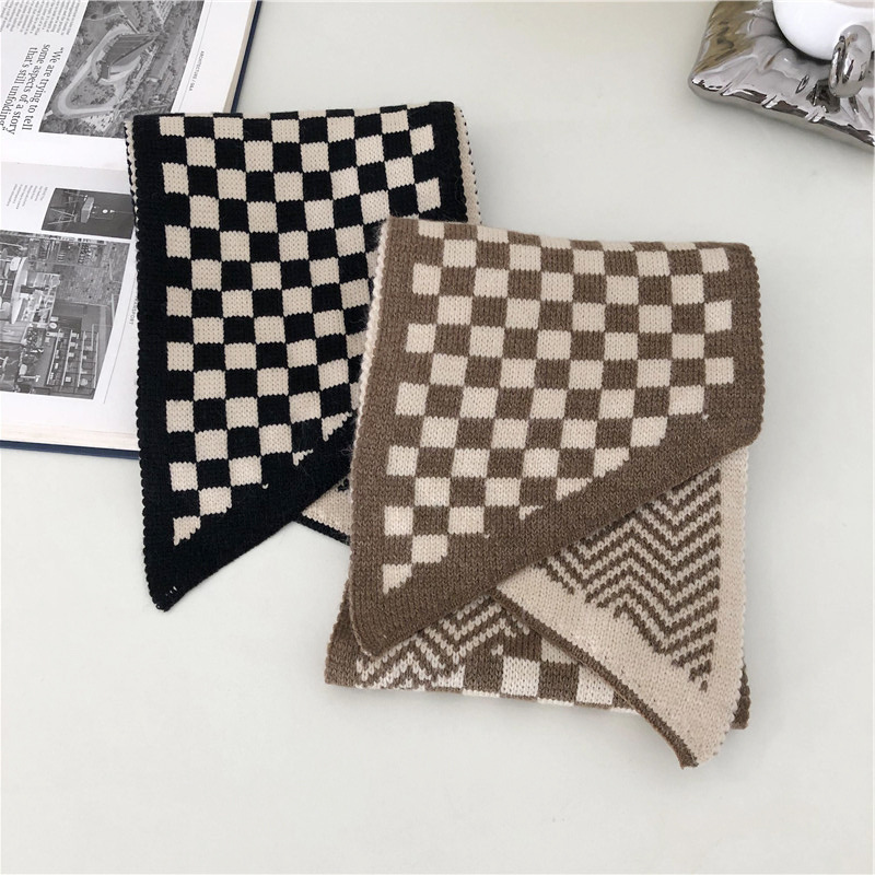 Fashionable Women's Checkerboard Plaid Warm Scarf