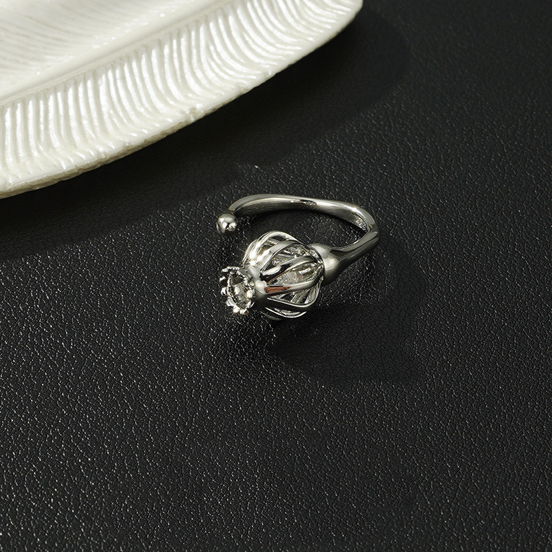 European And American Ring Female Lantern Inlaid Zircon Ring