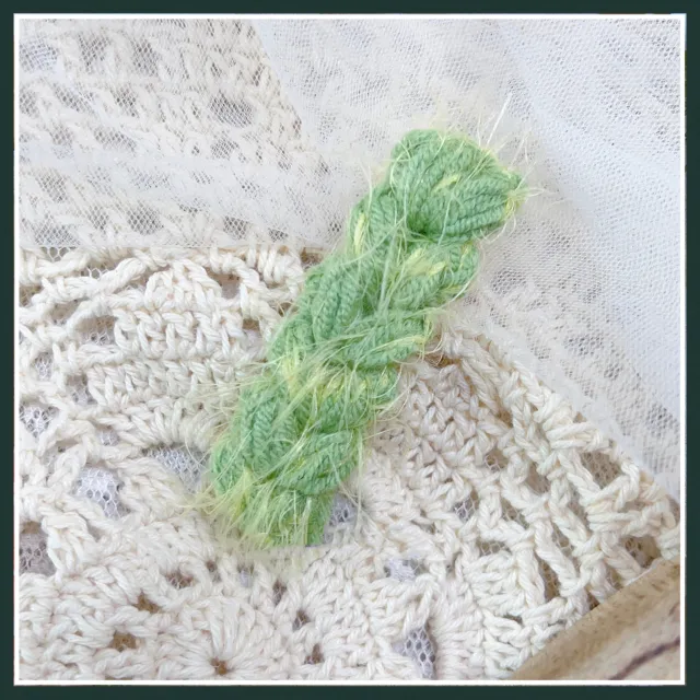 Hand Crocheted Yarn Weaving Vintage Embroidery Barrette 6Cm Duckbill Clip - Shop at LoveMi
