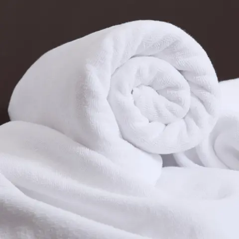 Bath Towel Cotton Adult Thickened and Increased Water-absorbing White