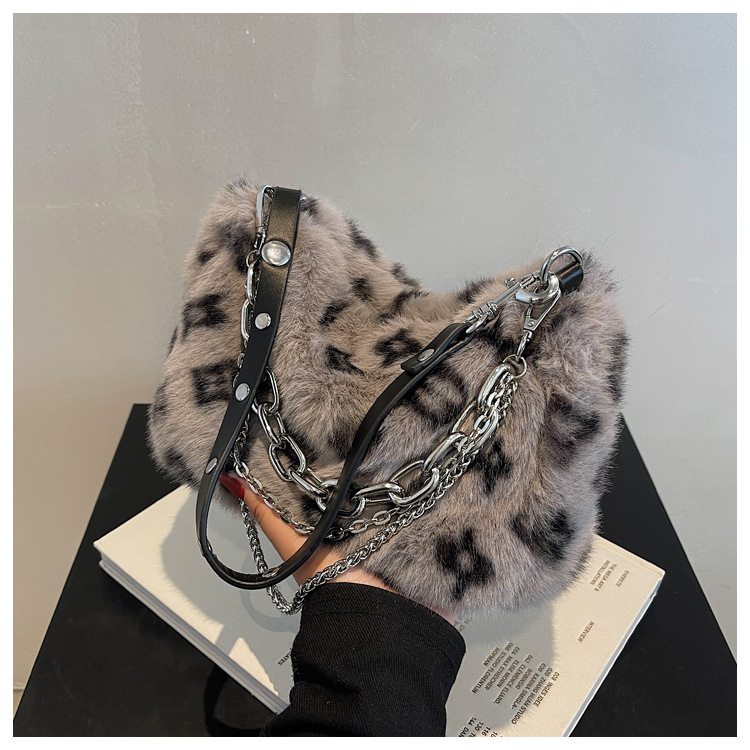 Leopard Pattern Plush Chain Stick Bag Casual