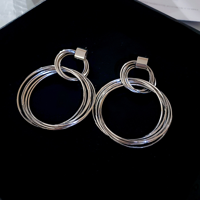 Retro Style Silver Flower Earrings Women Vintage Floral Drop Earrings Fashion Jewelry
