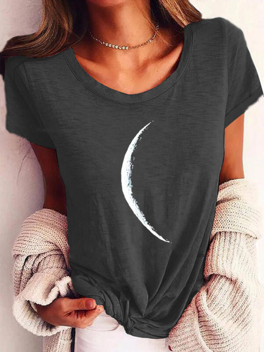 Wide Collar Casual Printed T-Shirt – Short Sleeve Relaxed Fit Top