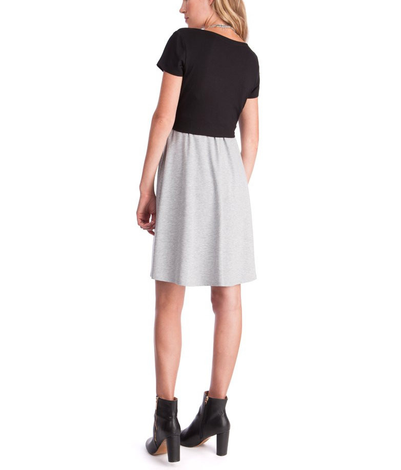 0ed284f7 ac97 4f8d b0c9 4065688ad059 - Short sleeve color block maternity dress
