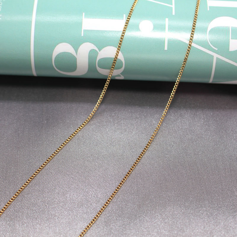 Golden Extruded Triangle Inlaid Zircon Pendant