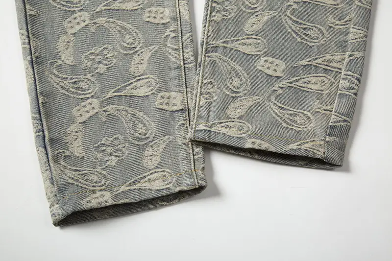 High Street Fashion Brand Broken Cashew Flower Slim Fit Jeans