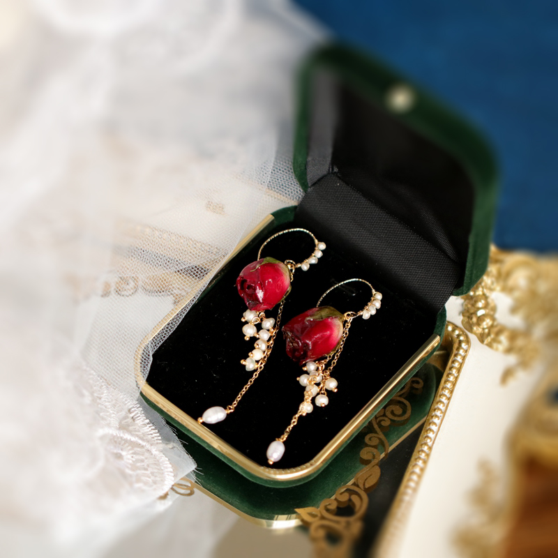 Women's Fashion Vintage Rose Earrings