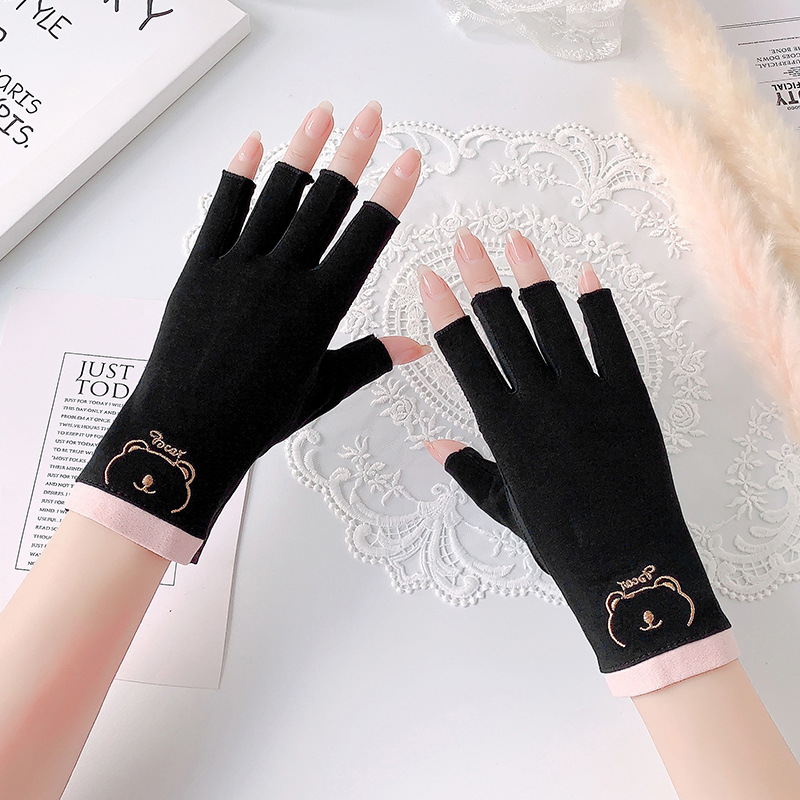 Title 4, Sun Protection Half Finger Nail Gloves