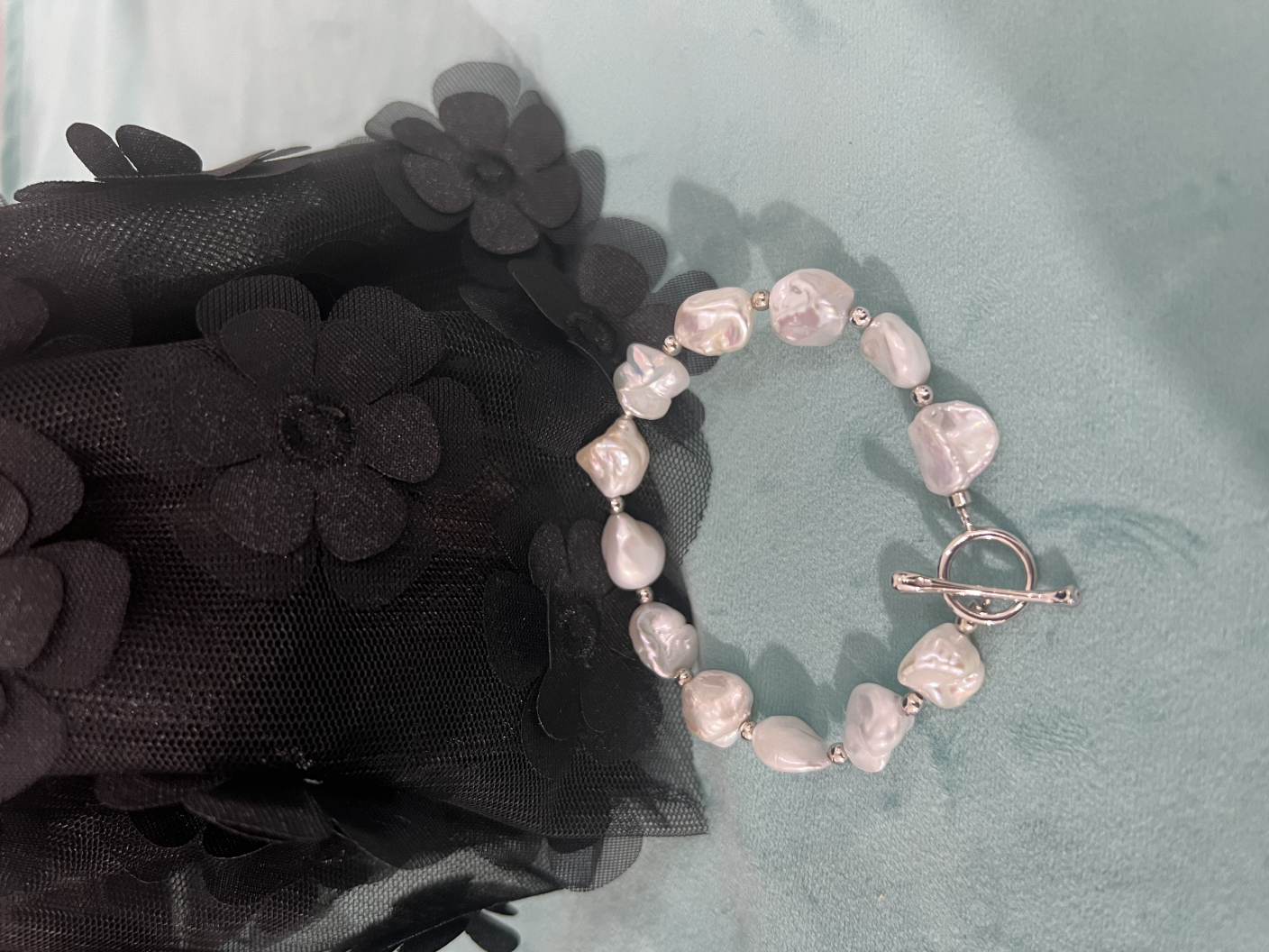 Natural Freshwater Ladies Baroque Bracelet