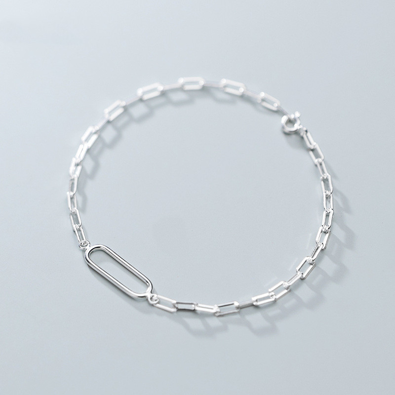 Title 1, Silver Simple Fashion Oval Interlocking Bracele...