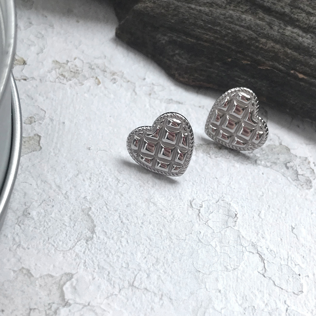 Jewelry Simple Temperament Love Earrings