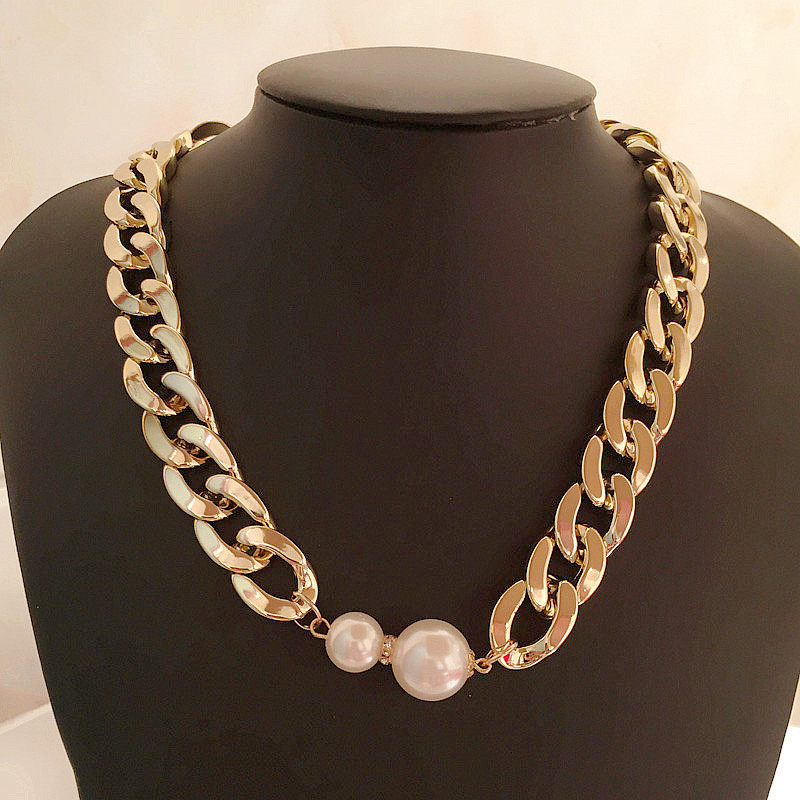 European And American Metallic Punk Thick Chain Necklace Female Personality Pearl Clavicle Chain