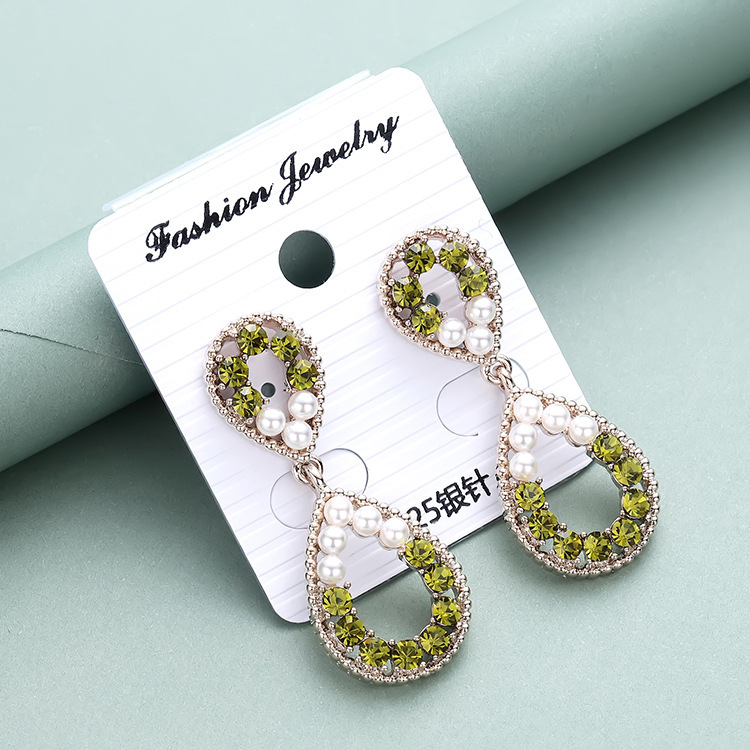 Simple Diamond Cutout Drop Earrings