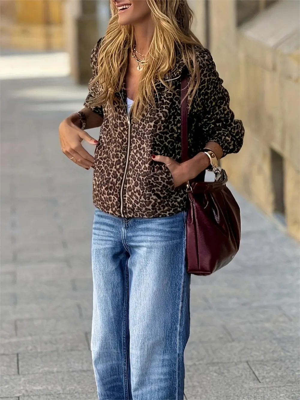 Women's Casual Zip-Up Jacket Regular Sleeve Lightweight Outerwear