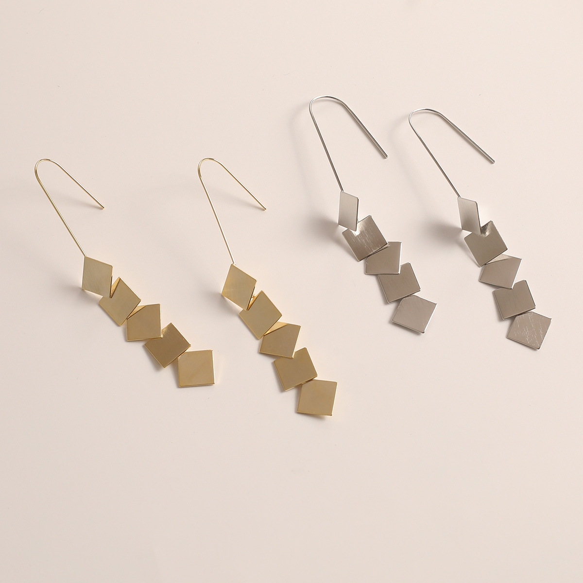 Simple And Fashionable Net Red Temperament Earrings Earrings