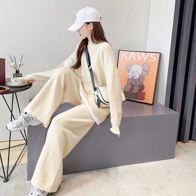 Women's Graceful And Fashionable Fake Two Pieces Sweaters Suit