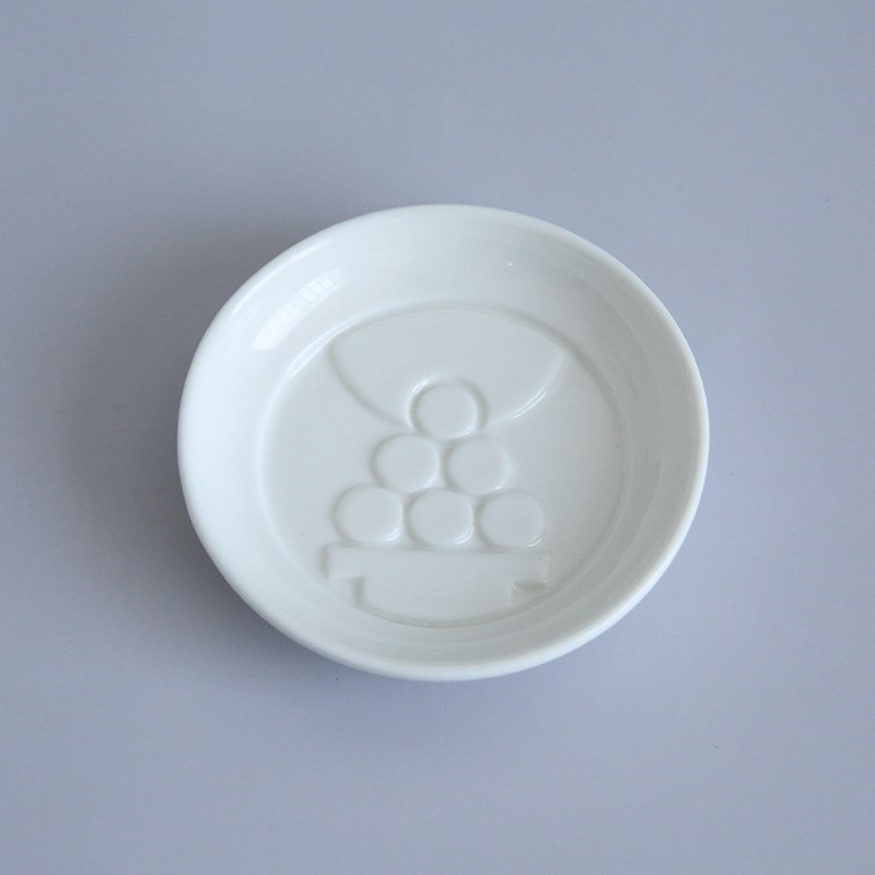 Title 1, Creative Three-dimensional Relief Seasoning Dish