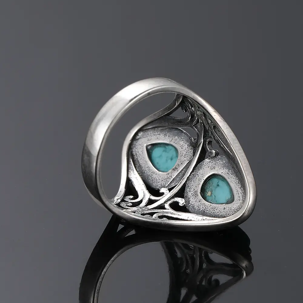 Creative Openwork Engraved Ring Amethyst