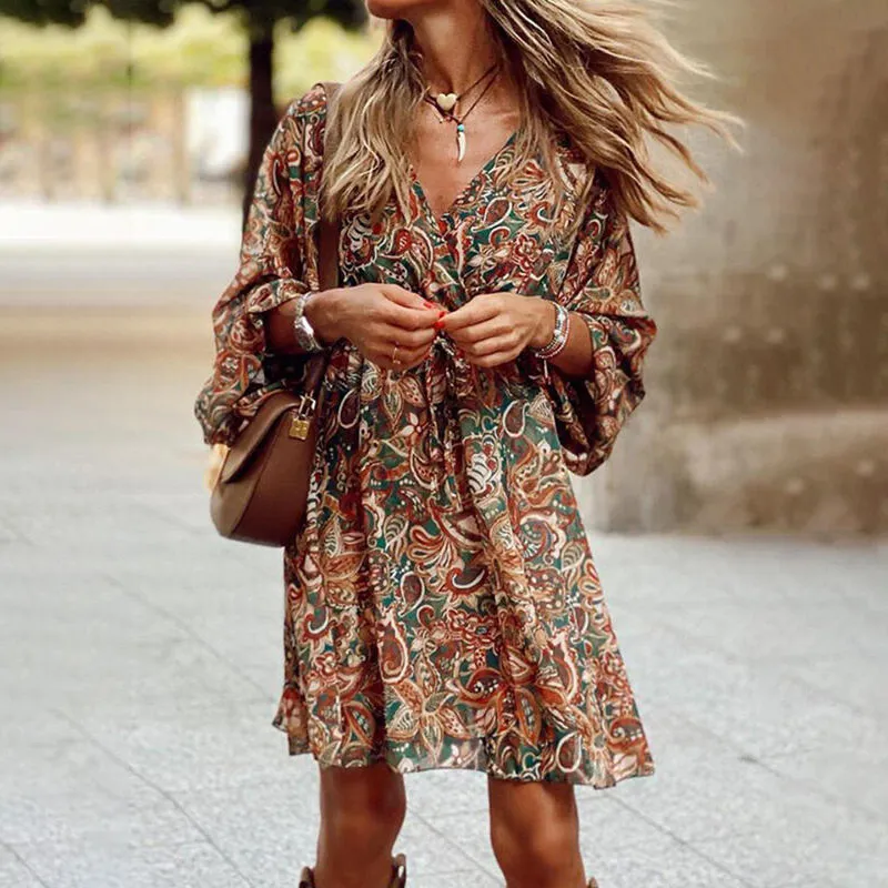 Plus Size Women's Floral Print V-Neck Dress With Drawstring Waist - Bohemian Knee-Length Summer Vacation Dress - Brown