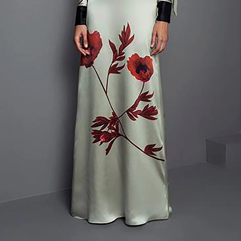 Fashion Printed Dress With Sloping Neck