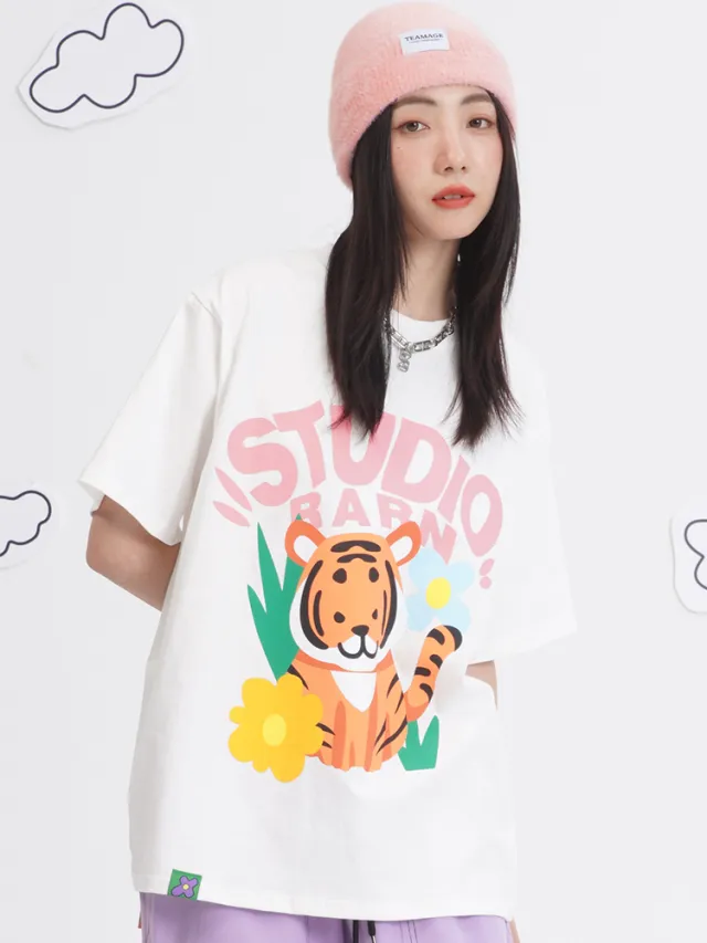 Cute Little Tiger With Head Tilted Cartoon Print Short sleeved T shirt White - Shop at LoveMi