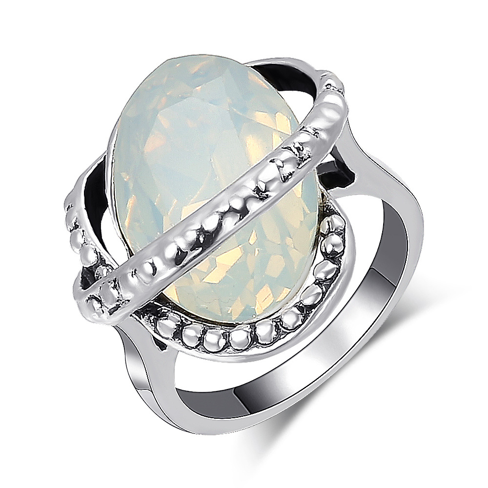European And American Hot Style Retro Fashion New Opal Ring