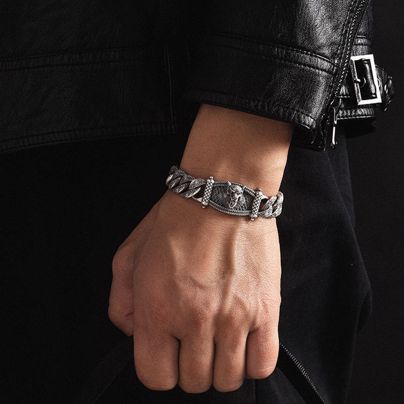 Title 1, New Wolf Head Bracelet Men