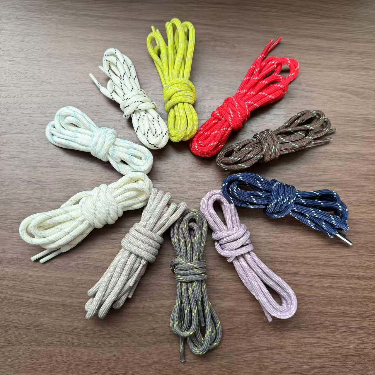 Round Colorful Diagonal-Dot Shoelaces