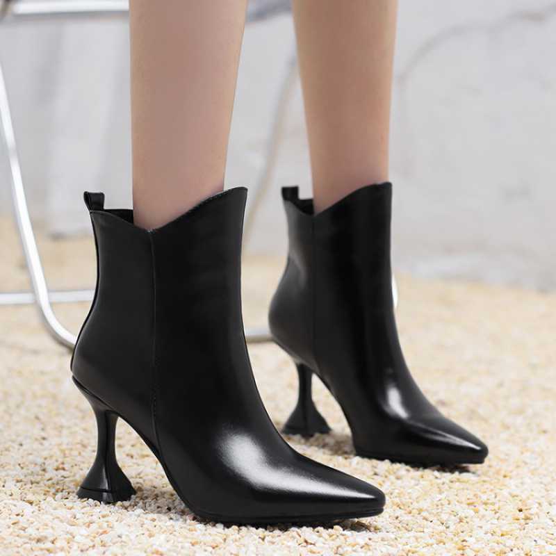 New Fashion Soft Leather Women's Shoes