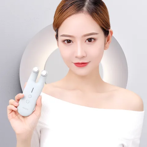 Lifting and Tightening Face-lifting Instrument