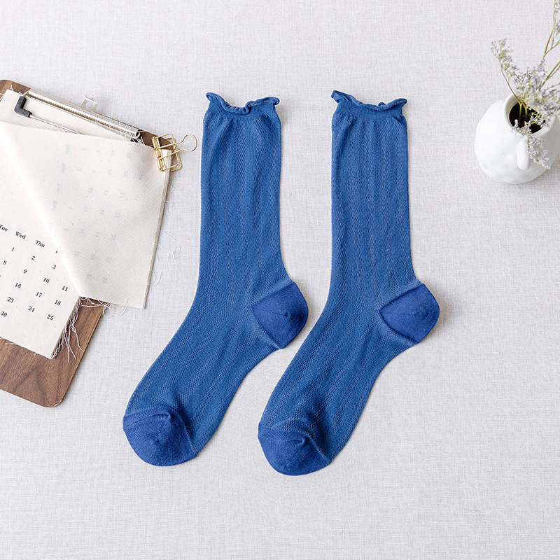 Title 7, Chaussettes soyeuses couleur bonbon