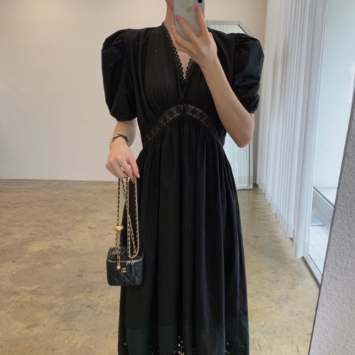 V-neck Lace Stitching Cut-waist Dress